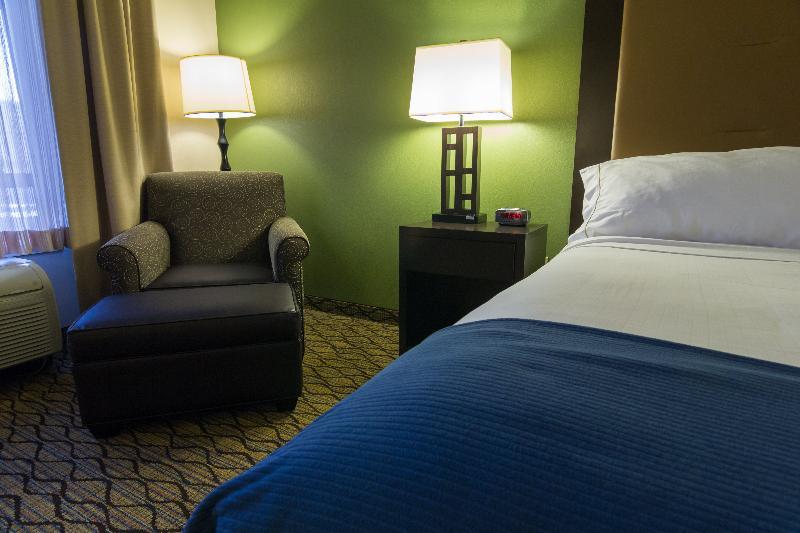 Holiday Inn Express And Suites Winchester By Ihg Exterior photo